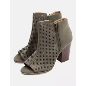 Brash Olive Peep Toe Chunky Heel Booties Size 12 – Perforated